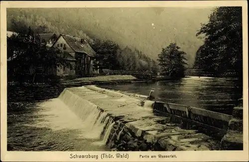 Ak Schwarzburg in Thüringen, Partie am Wasserfall, Wehr