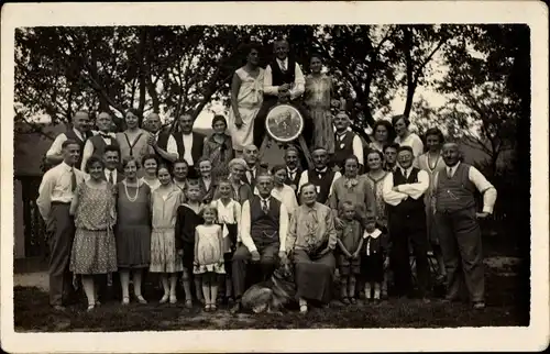 Foto Ak Cossen Lunzenau in Sachsen, Vogelschießen, Gruppenportrait