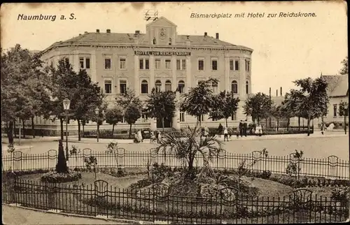 Ak Naumburg an der Saale, Bismarckplatz mit Hotel zur Reichskrone