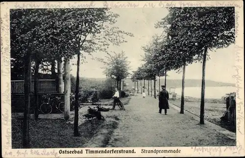 Ak Timmendorfer Strand in Ostholstein, Partie an der Strandpromenade, Fahrräder