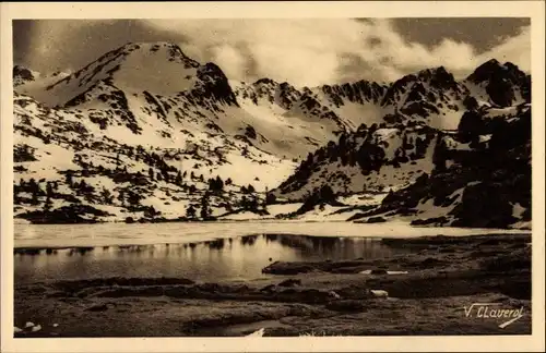 Ak Valls d'Andorra, Serra de Pessons i un dels estanga, Pyrenäen