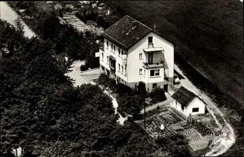 Ak Hilchenbach im Kreis Siegen Wittgenstein Nordrhein Westfalen, Café Pension Haus Waldfrieden