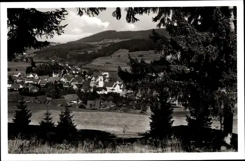 Ak Lenzkirch im Südschwarzwald, Kirche, Waldrand, Panorama 