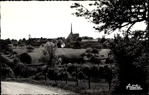 Ak Perreux les Bois Yonne, Vue générale, Fernblick zum Ort, Kirchturm