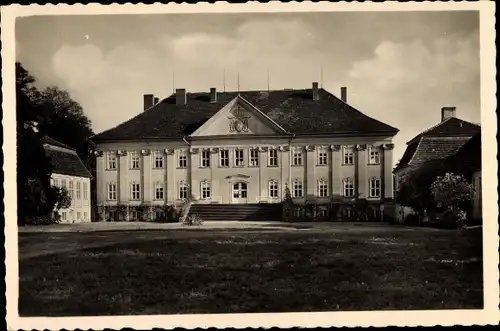 Ak Hohenzieritz im Landkreis Mecklenburgische Seenplatte, Schloss