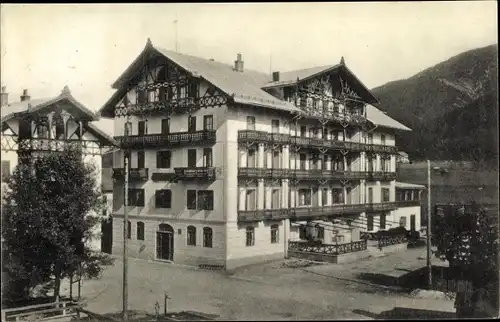 Ak Seefeld in Tirol, Hotel Post, Außenansicht