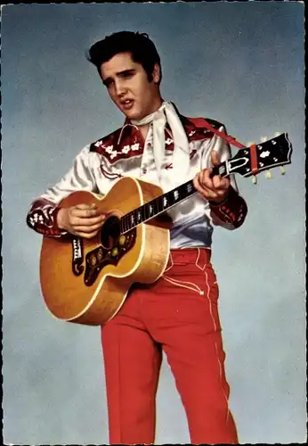 Ak Schauspieler und Sänger Elvis Presley, Portrait mit Gitarre, Jailhouse Rock