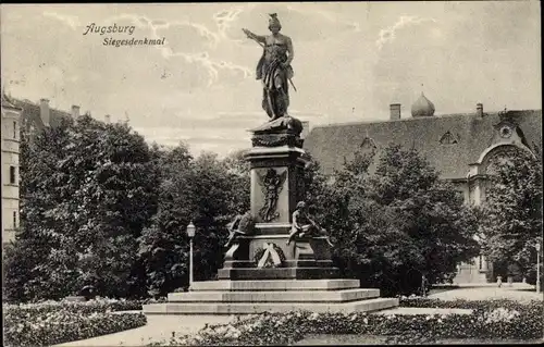 Ak Augsburg in Schwaben, Blick auf das Siegesdenkmal