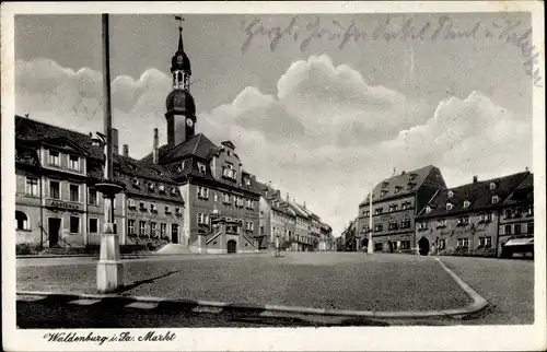 Ak Waldenburg in Sachsen, Marktplatz, Kirche