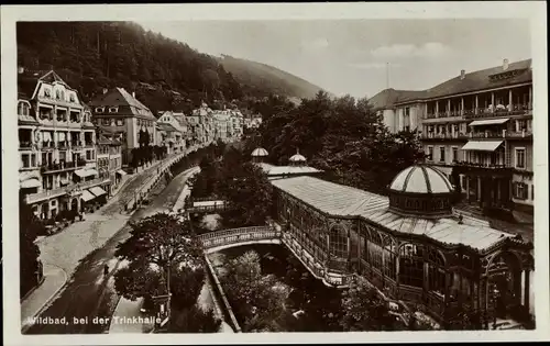 Ak Bad Wildbad Baden Württemberg, Partie bei der Trinkhalle