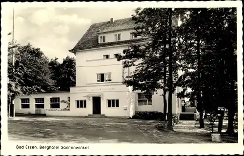 Ak Bad Essen in Niedersachsen, Berghotel Sonnenwinkel, Gesamtansicht, Eingang