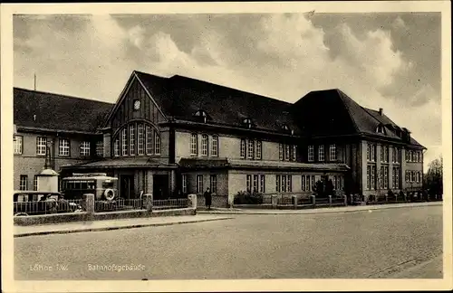 Ak Löhne NRW, Bahnhofsgebäude, Straßenseite