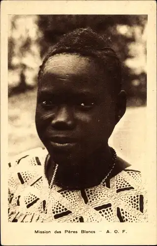 Ak Afrique occidentale francaise, Mission des Pères Blancs, Portrait einer jungen Frau