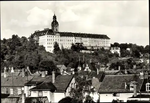Ak Rudolstadt in Thüringen, Schloss Heidecksburg, Gesamtansicht, Blick über die Dächer der Stadt