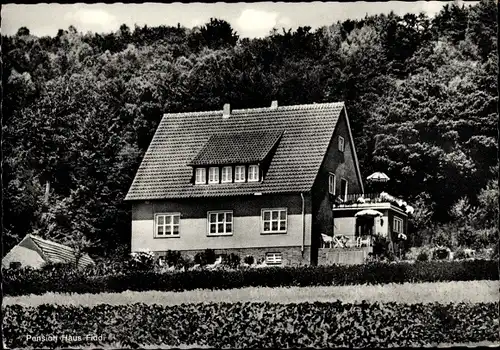 Ak Holsen Hüllhorst am Wiehengebirge, Pension Haus Fiddi, Bes. Elfriede Unterkötter, Gesamtansicht