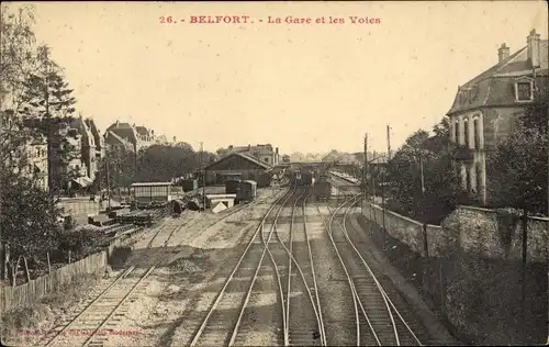 Ak Belfort Territoire de Belfort, La Gare et les Voies, Bahnhof und Bahnanlagen