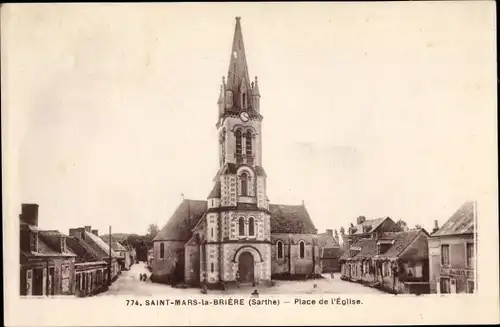 Ak Saint Mars la Brière Sarthe, Place de l'Église, Kirche