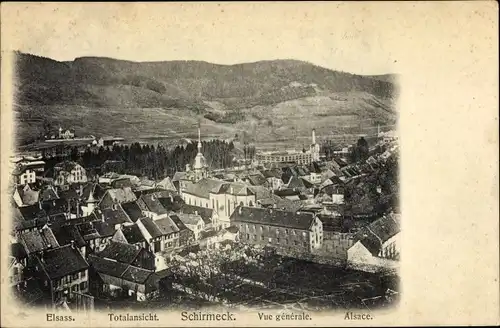 Ak Schirmeck Elsass Bas Rhin, Vue générale, Kirche, Panoramaansicht von Ortschaft