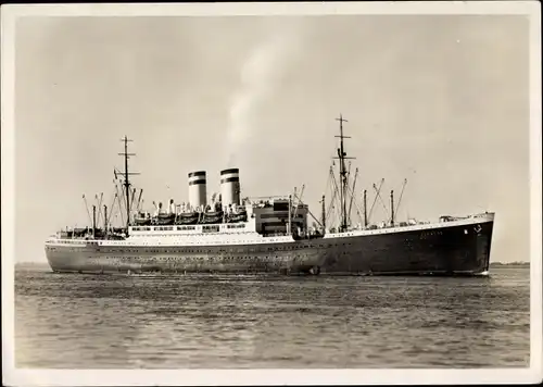 Ak Schnelldampfer Hamburg, Passagierschiff, HAPAG, Ansicht Steuerbord