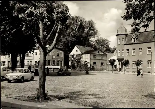 Ak Wesenberg Mecklenburg, Marktplatz, Parkplätze