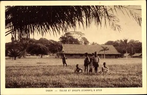 Ak Oyem Gabun, Eglise et Groupe d'Enfants 