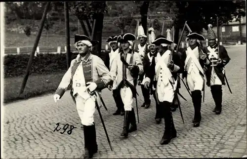 Foto Ak Lößnitz im Erzgebirge Sachsen, 700 Jahre Stadt 1936, Kostümierte