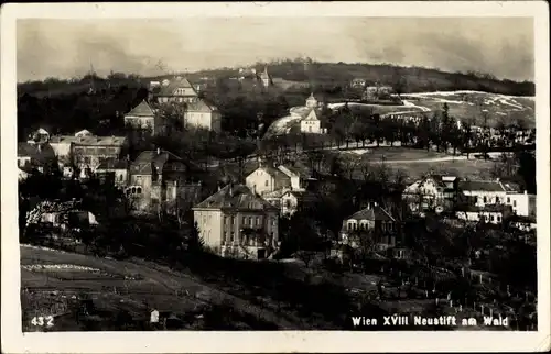 Ak Wien 18. Währing Österreich, Neustift am Wald, Wohnhäuser, Panorama vom Ort