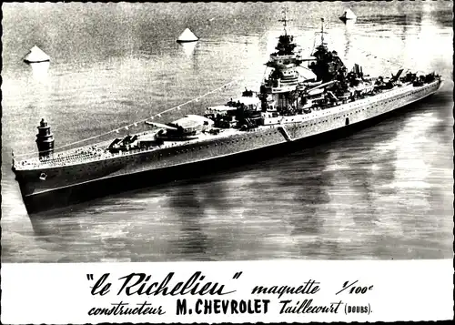 Ak Französisches Kriegsschiff Le Richelieu, maquette, constructeur M. Chevrolet Taillecourt Doubs