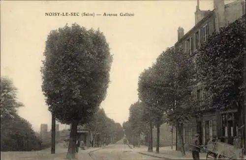 Ak Noisy le Sec Seine Saint Denis, Avenue Galliéni