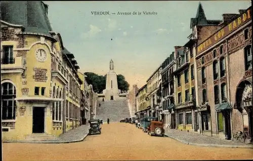 Ak Verdun Lothringen Meuse, Avenue de la Victoire, Hôtel