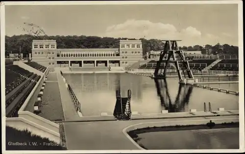 Ak Gladbeck im Ruhrgebiet, Freibad, Sprungturm