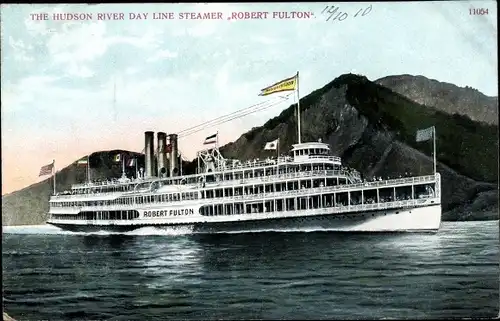 Ak USA, The Hudson River Day Line Steamer Robert Fulton, Flussdampfer