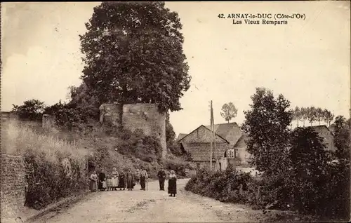 Ak Arnay le Duc Côte d’Or, Les Vieux Remparts, Partie an der Stadtmauer, Häuser