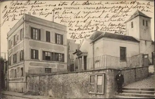 Ak Chaville Hauts de Seine, L'Eglise, Straßenpartie mit Blick auf die Kirche, Treppe