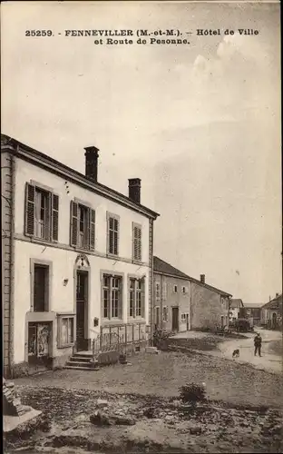 Ak Fenneviller Lothringen Meurthe et Moselle, Hotel de Ville et Route de Pesonne, Rathaus