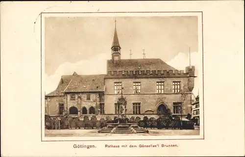 Ak Göttingen in Niedersachsen, Rathaus, Gänseliesl Brunnen