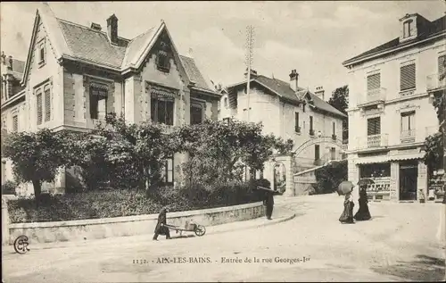 Ak Aix les Bains Savoie, Entree de la rue Georges Ier, Damen mit Schirm