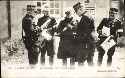 Ak Guerre de 1914, Les Generaux Joffre et de Castelnau, Französische Generäle mit Stab, I. WK