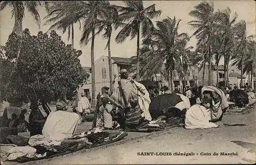 Ak Saint Louis Senegal, Coin de Marché, Händler auf dem Markt