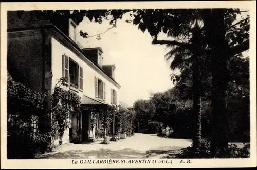 Ak La Gaillardiere St. Avertin Indre et Loire, Anwesen vom Garten gesehen, Anwohner