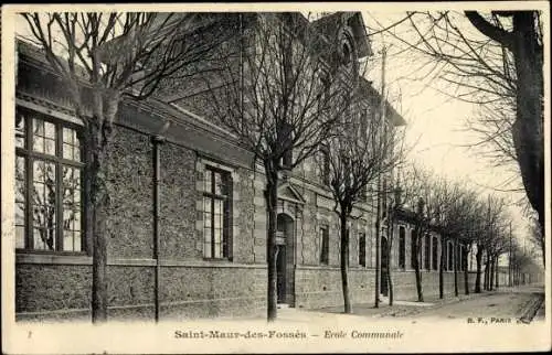 Ak Saint Maur des Fossés Val de Marne, École Communale, Schule