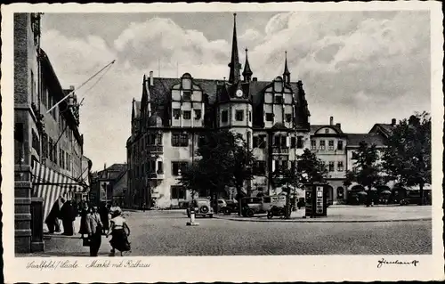 Ak Saalfeld an der Saale Thüringen, Markt mit Rathaus, Telefonzelle