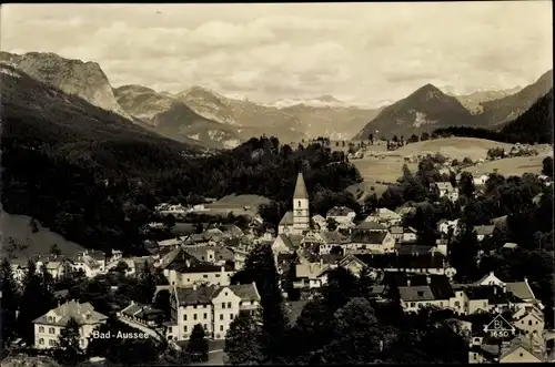 Ak Bad Aussee Steiermark, Hotel Post, Kirche, Ortschaft mit Landschaftsblick