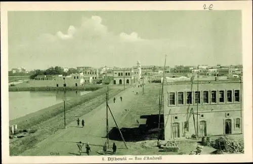 Ak Djibouti Dschibuti, Rue d'Ambouli, Straße und Gebäude, Wasserpartie