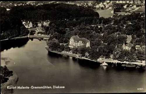 Ak Malente Gremsmühlen in Ostholstein, Panorama vom Ort, Dieksee, Fliegeraufnahme