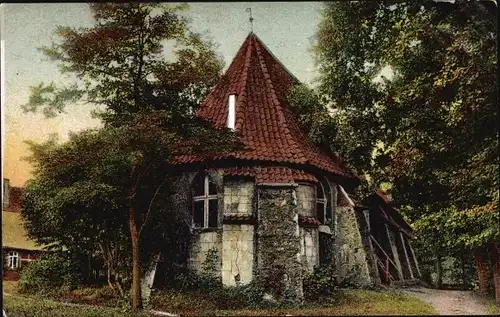 Ak Bispingen Lüneburger Heide, Kirche a. d. 13. Jahrhundert, Gesamtansicht, Haus