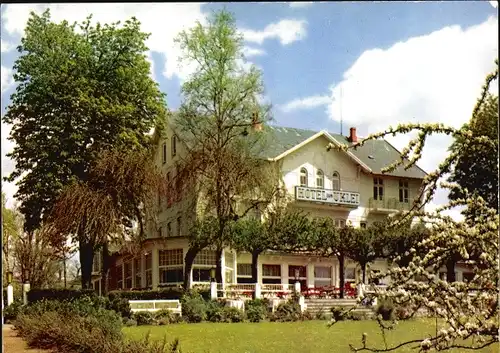 Ak Sielbeck Eutin in Ostholstein, Hotel zum Uklei, Außenansicht, Garten, Inh. E. u. S. Scheer