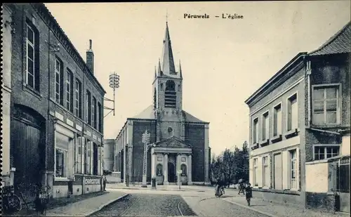 Ak Péruwelz Wallonien Hennegau, L'Église, Kirche, Straßenpartie