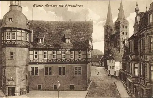 Ak Höxter in Nordrhein Westfalen, Rathaus mit Kilianikirche