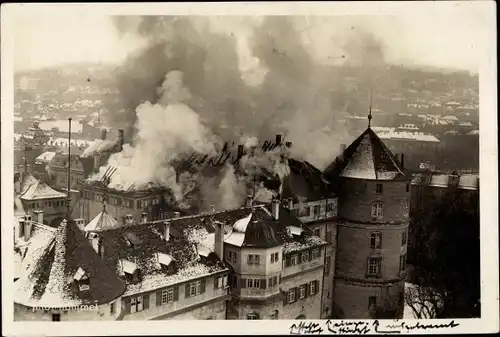 Foto Ak Stuttgart in Baden Württemberg, Brand des Schlosses
